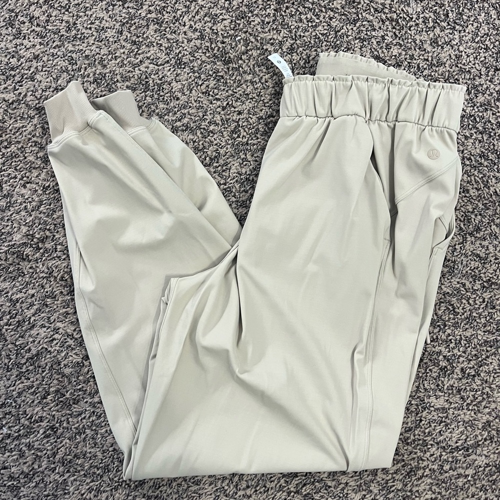 Lulu joggers